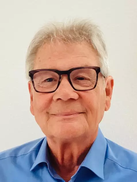 Hans-Dieter Kainzbauer-Hilbert ist Zollamtsrat a.D.